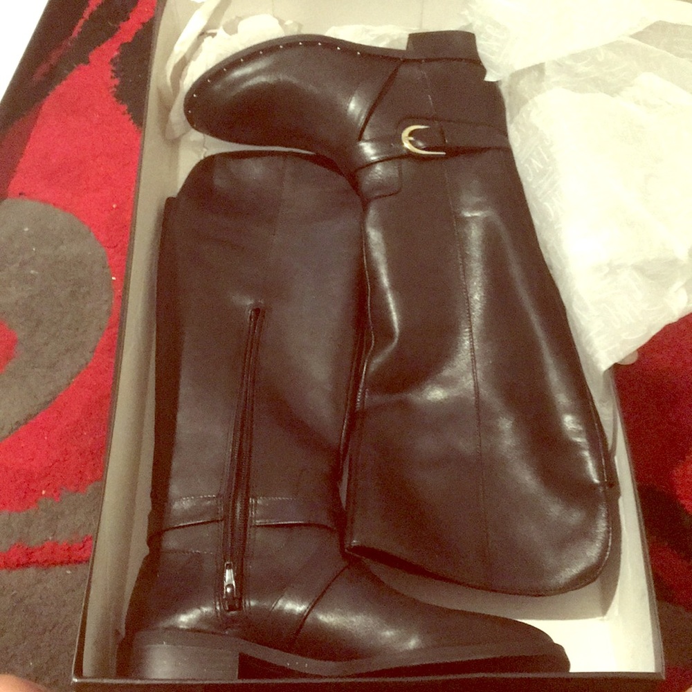 Riding boots